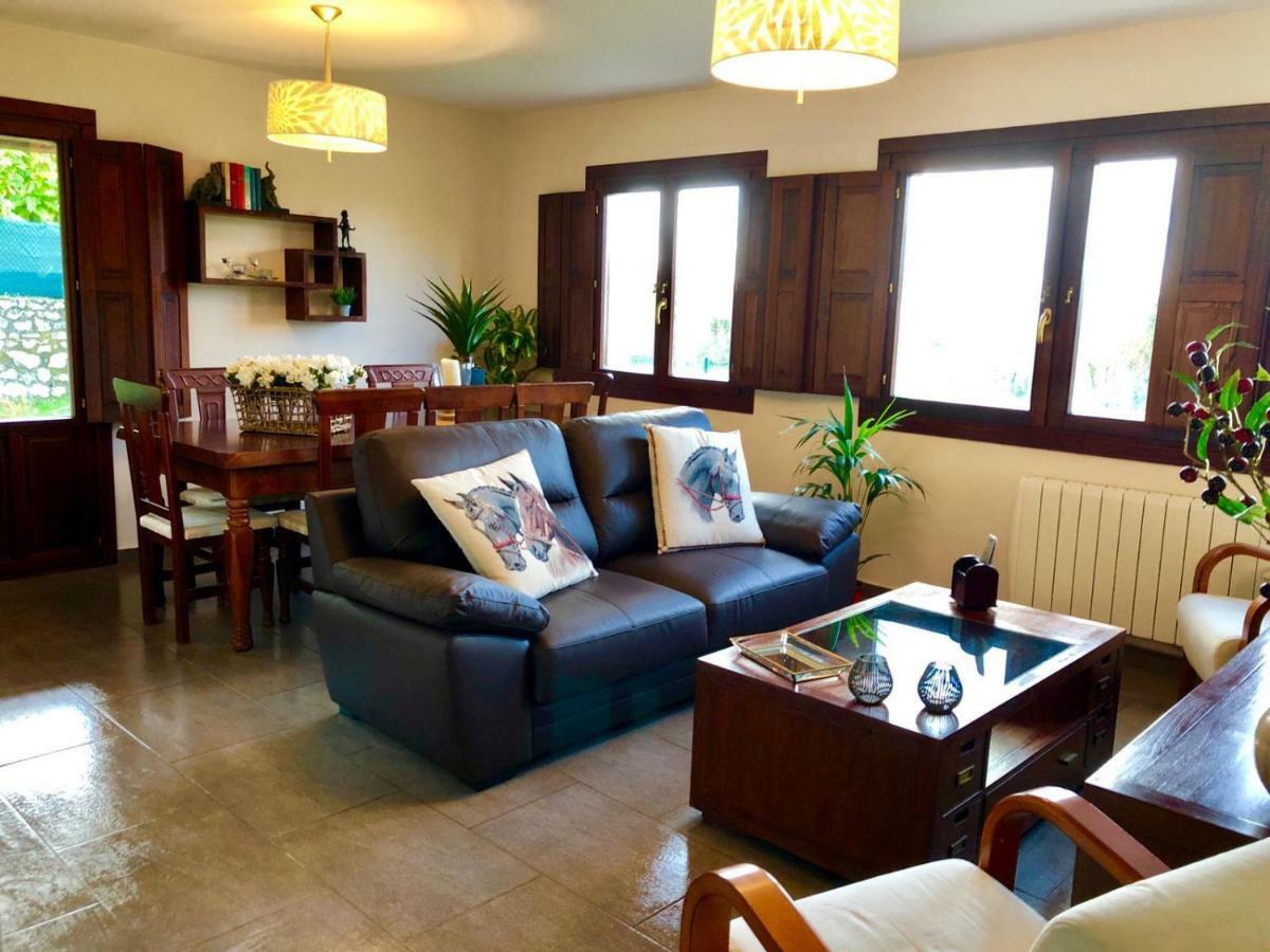 Casa Frente A Los Bufones De Pria Villa Llames de Pría Kültér fotó