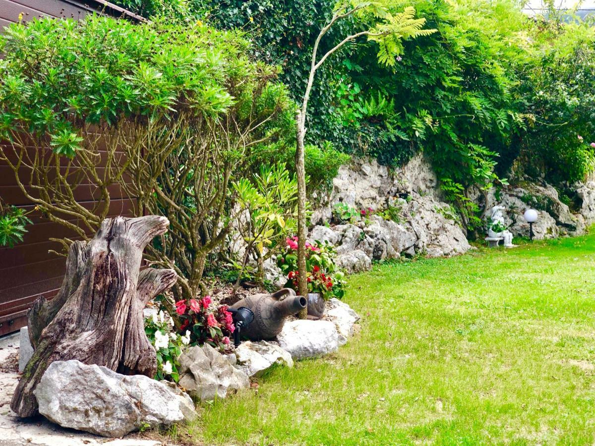 Casa Frente A Los Bufones De Pria Villa Llames de Pría Kültér fotó